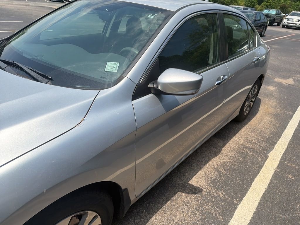 2013 Honda Accord LX Auto's photo