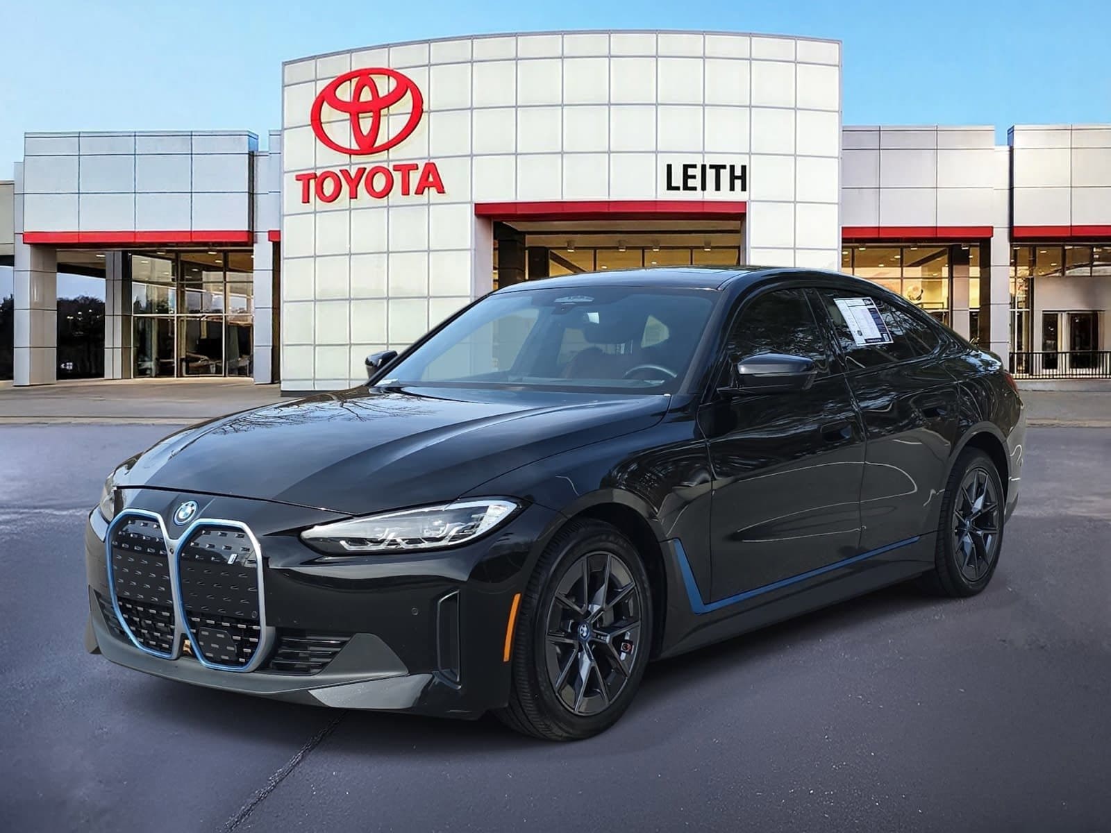 2022 BMW i4 Base's photo