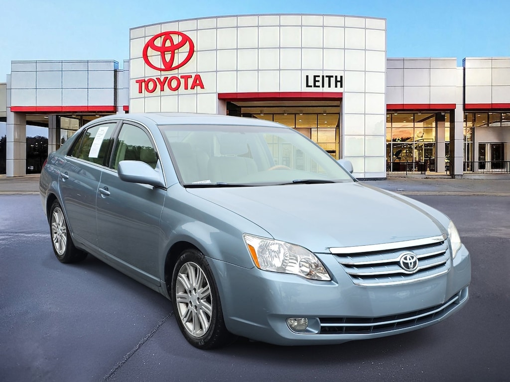 Used 2006 Toyota Avalon Limited Sedan