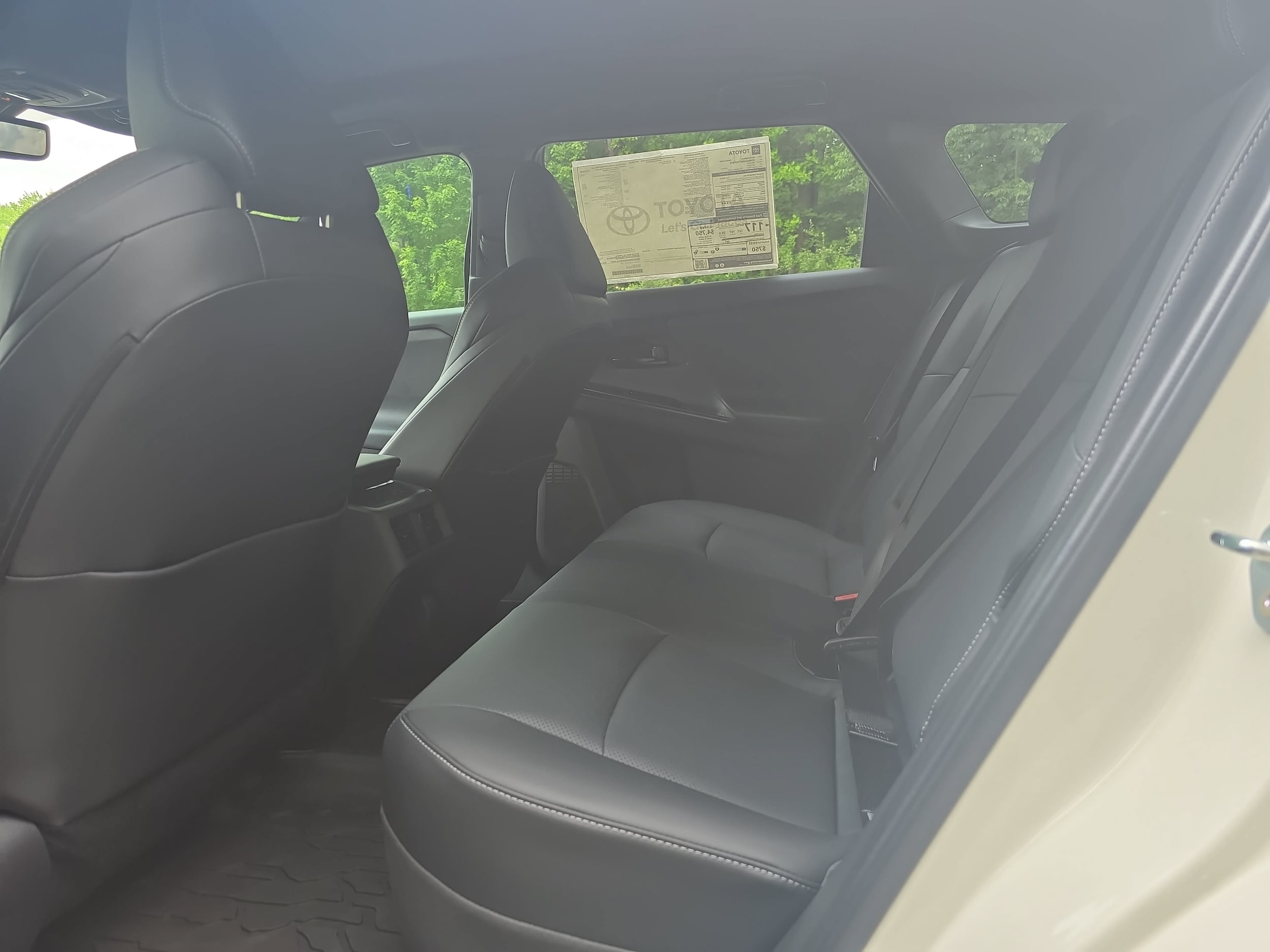2026 Toyota bZ Woodland Woodland Premium - Photo 14