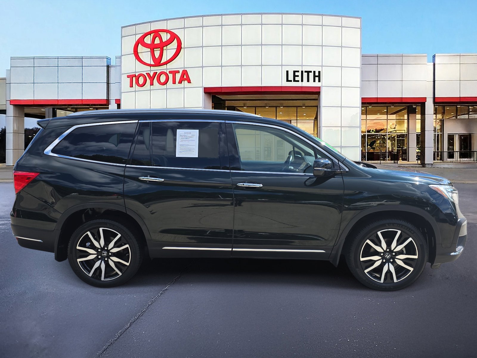 2019 Honda Pilot Elite photo 4