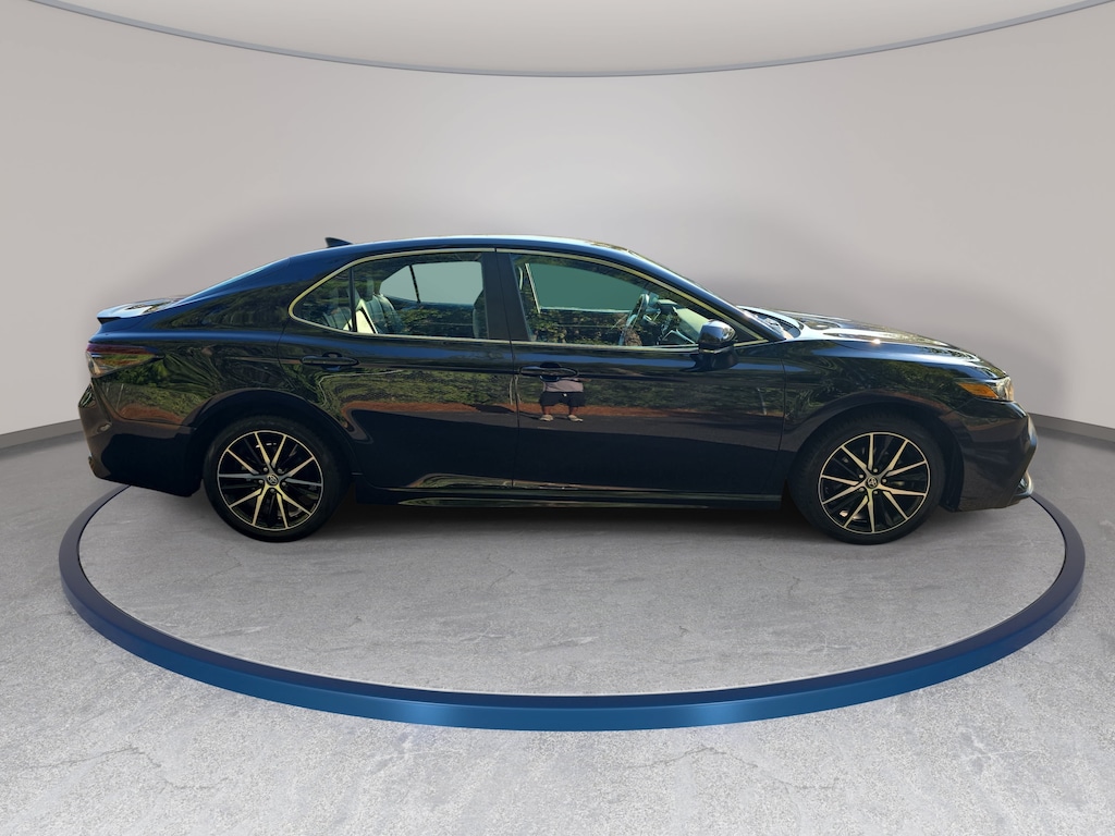 Used 2024 Toyota Camry SE Sedan