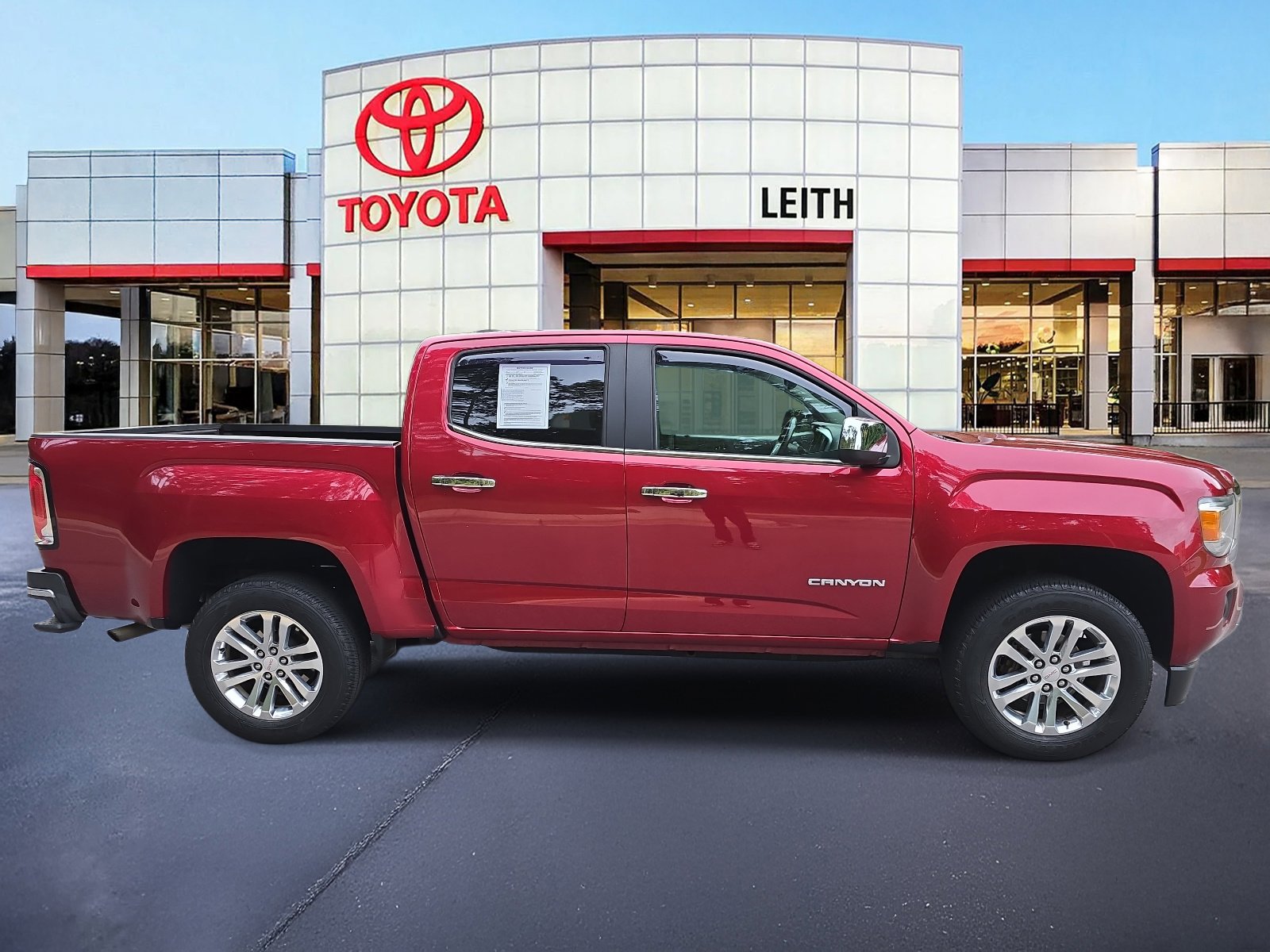 2017 Gmc Canyon SLT photo 3