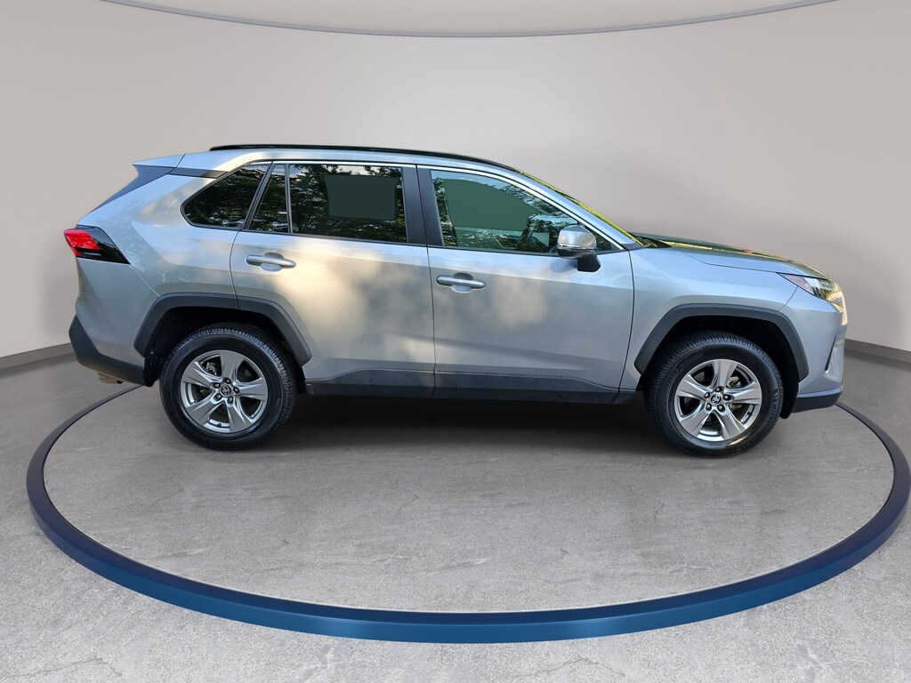 Used 2022 Toyota RAV4 XLE SUV