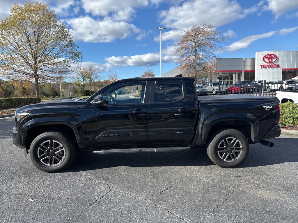 2024 Toyota Tacoma TRD Sport photo 2