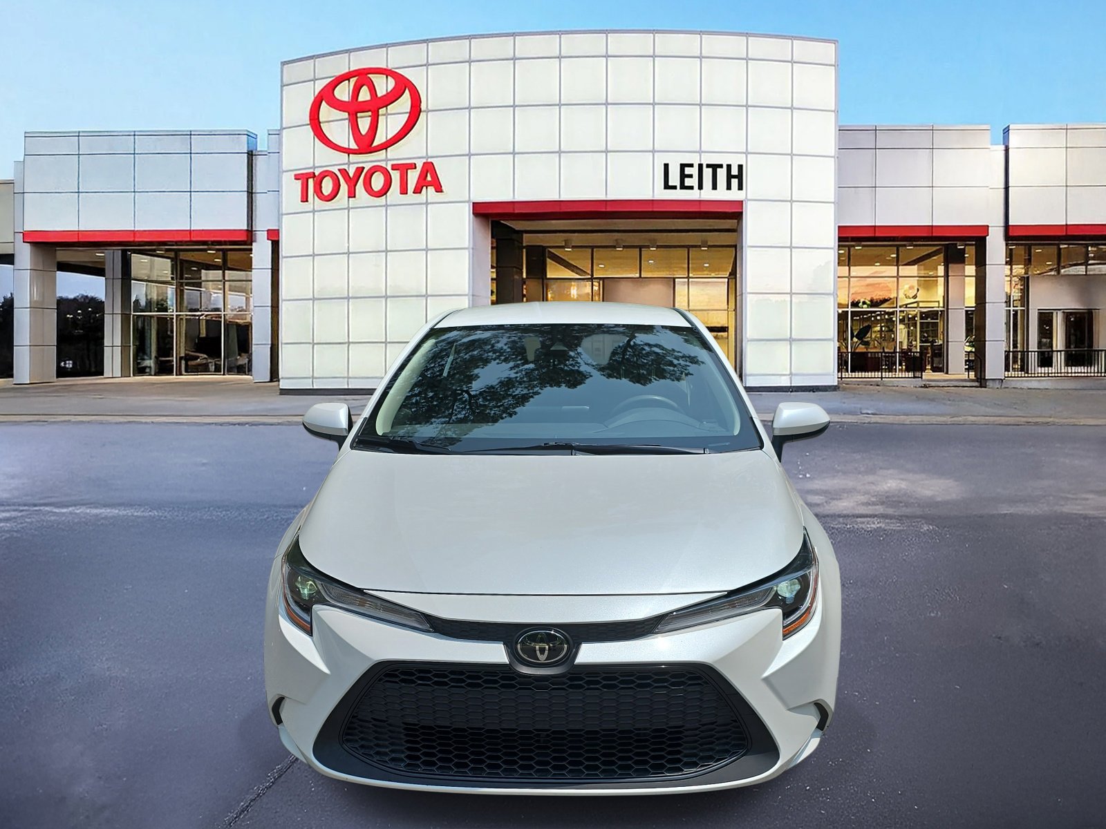 Used 2022 Toyota Corolla LE with VIN JTDEPMAE1N3024669 for sale in Raleigh, NC