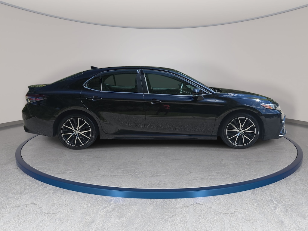 Used 2024 Toyota Camry SE Sedan