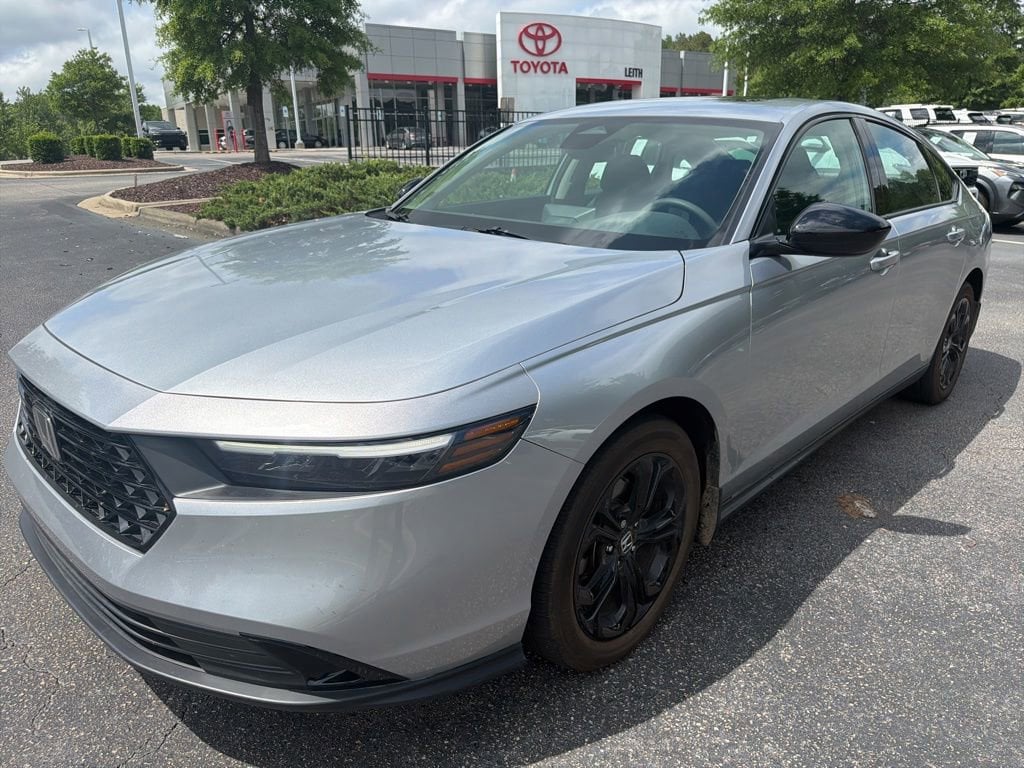 Used 2025 Honda Accord SE Sedan