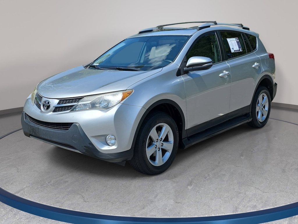 Used 2014 Toyota RAV4 4WD XLE SUV