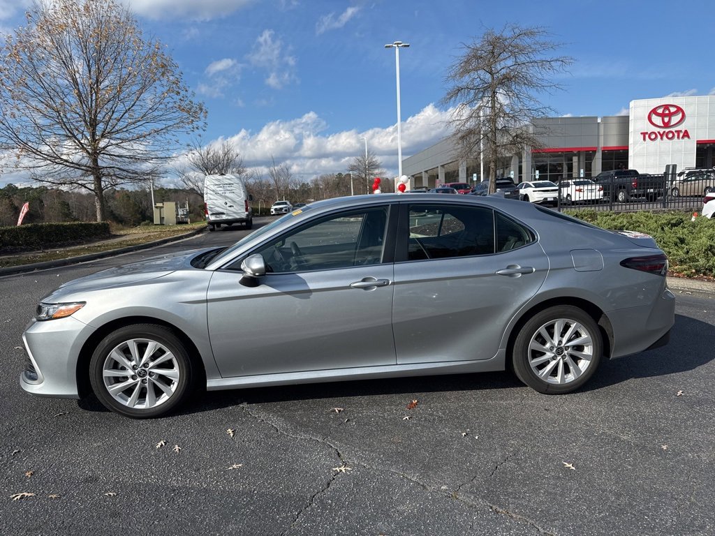 2024 Toyota Camry LE photo 2