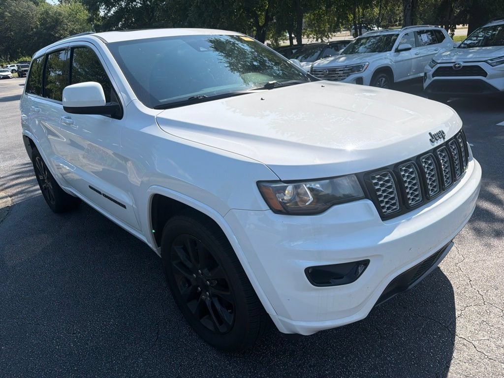 Used 2020 Jeep Grand Cherokee Altitude SUV