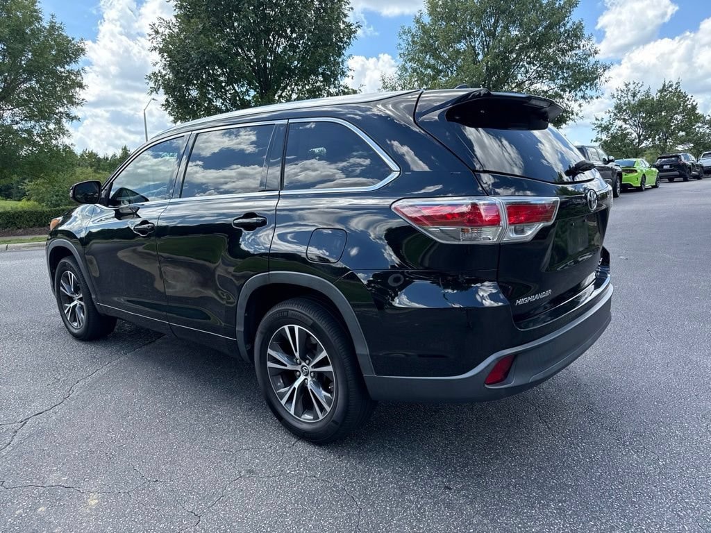 Used 2016 Toyota Highlander XLE V6 SUV