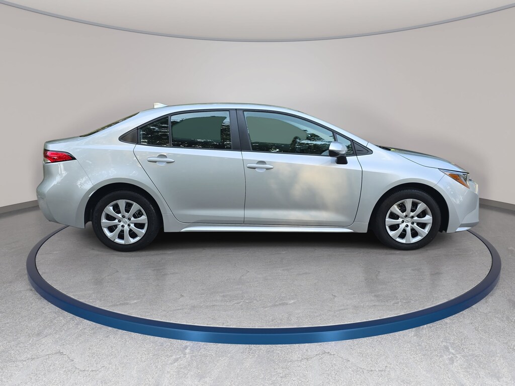 Used 2024 Toyota Corolla LE Sedan