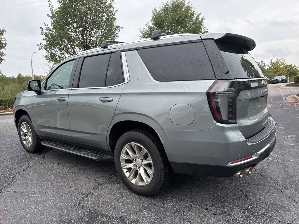2025 Chevrolet Tahoe Premier photo 2