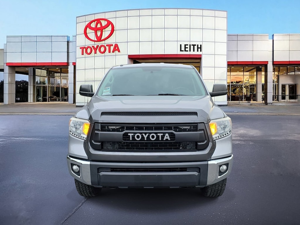 Used 2017 Toyota Tundra SR5 5.7L V8 Truck Double Cab