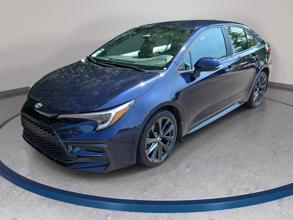 Used 2025 Toyota Corolla SE Sedan