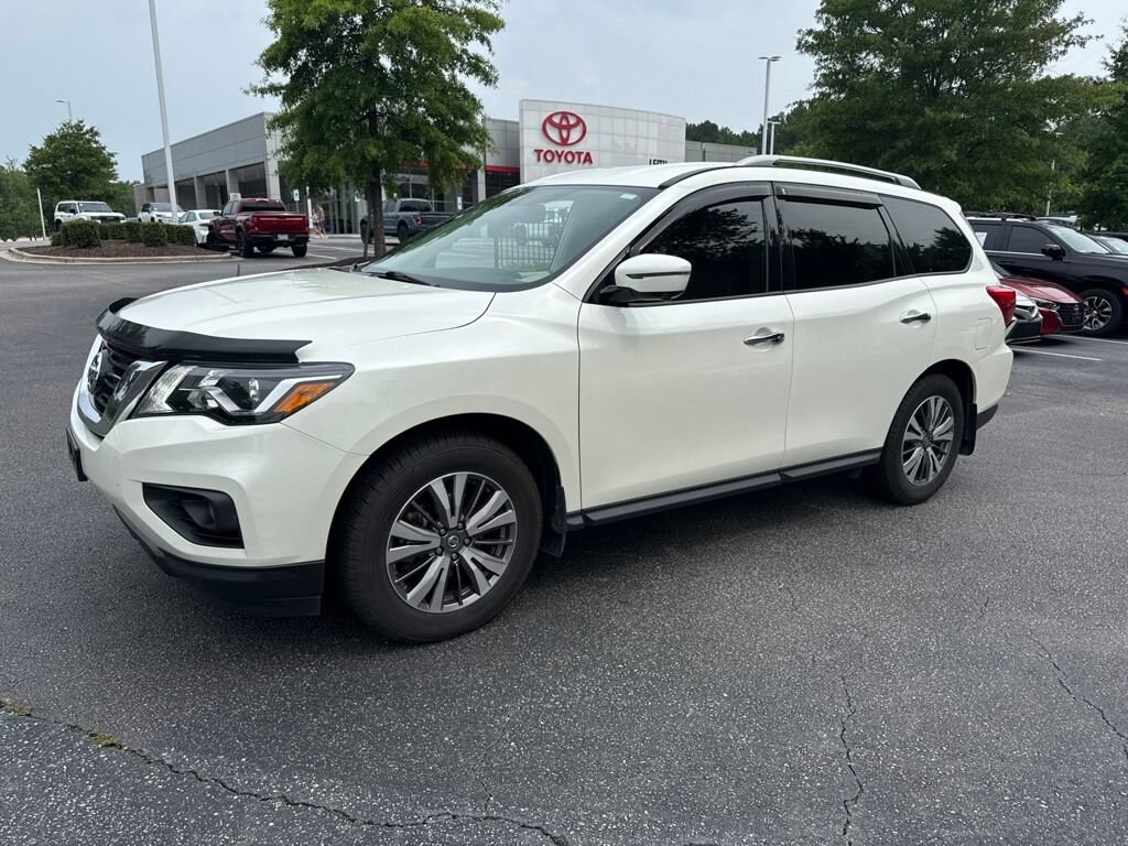 Used 2019 Nissan Pathfinder SL SUV