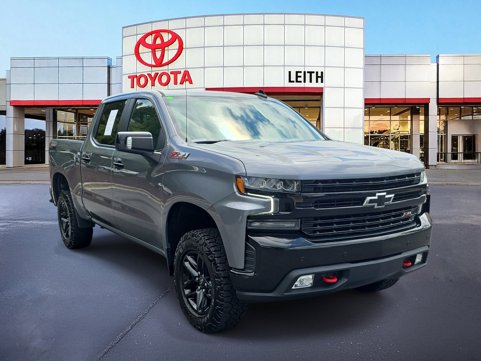 2021 Chevrolet Silverado 1500 LT Trail Boss photo 3