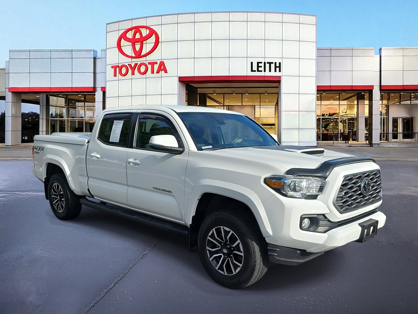 2021 Toyota Tacoma TRD Sport V6 photo 3