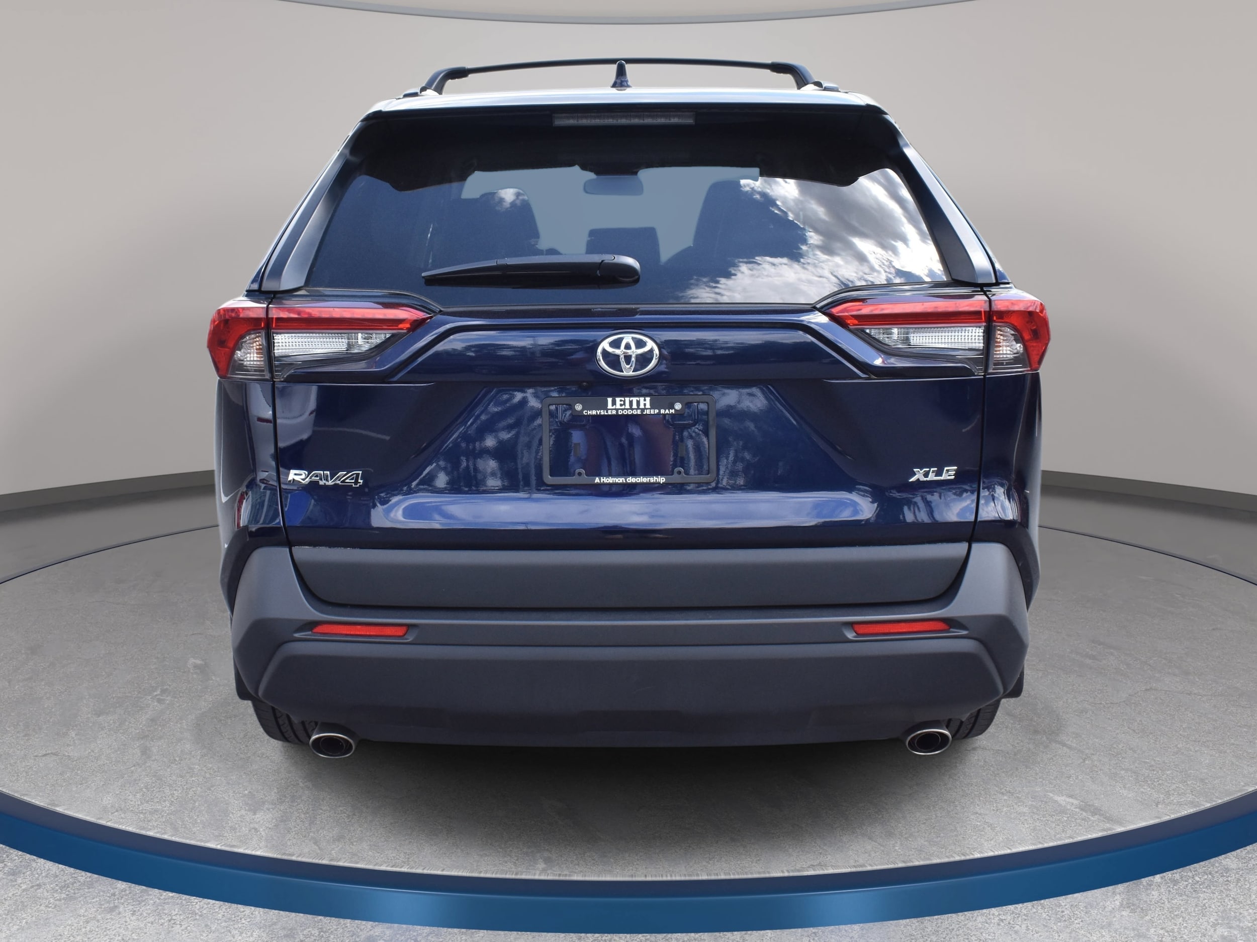 2025 Toyota RAV4 XLE Premium - Photo 7