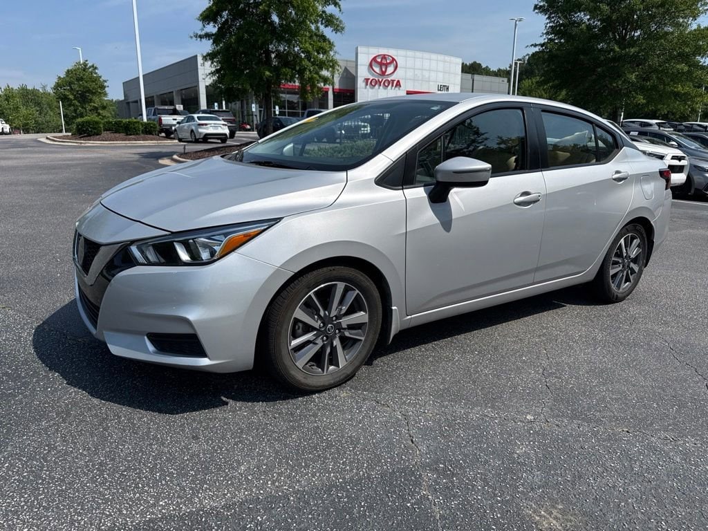Used 2020 Nissan Versa 1.6 SV Sedan