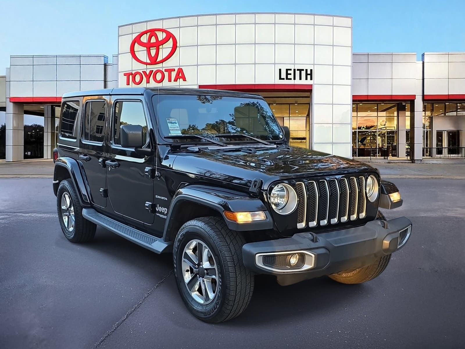 2018 Jeep Wrangler Unlimited Sahara photo 3