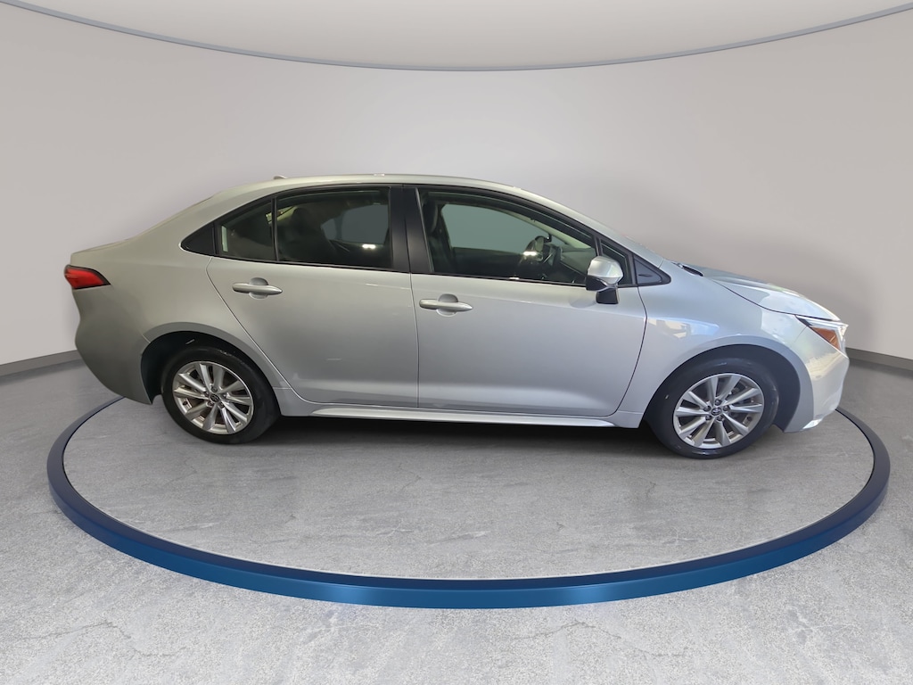 Used 2025 Toyota Corolla Hybrid LE Sedan