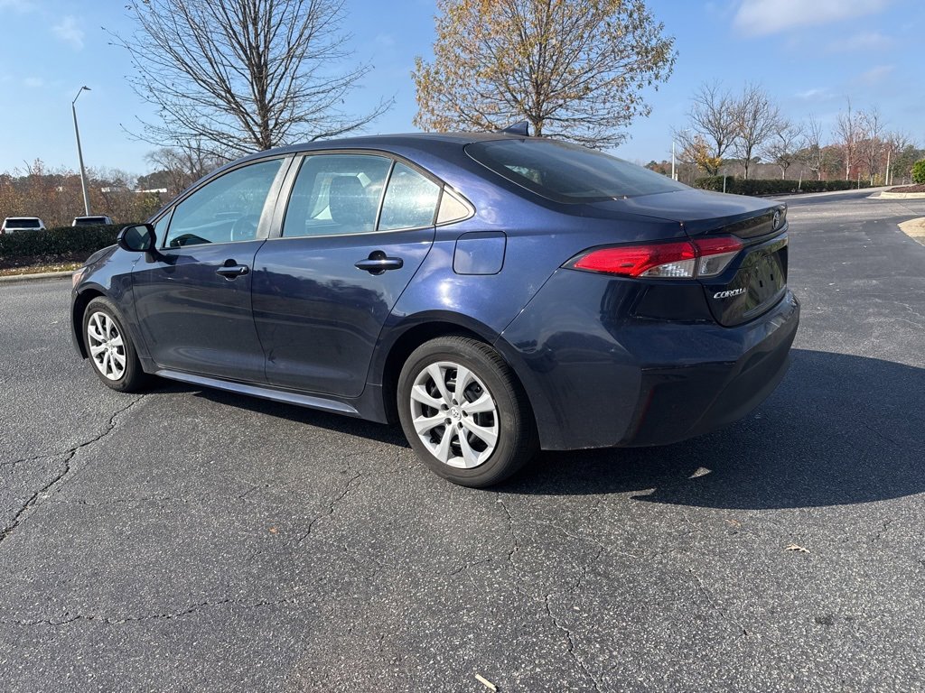 2023 Toyota Corolla LE photo 2