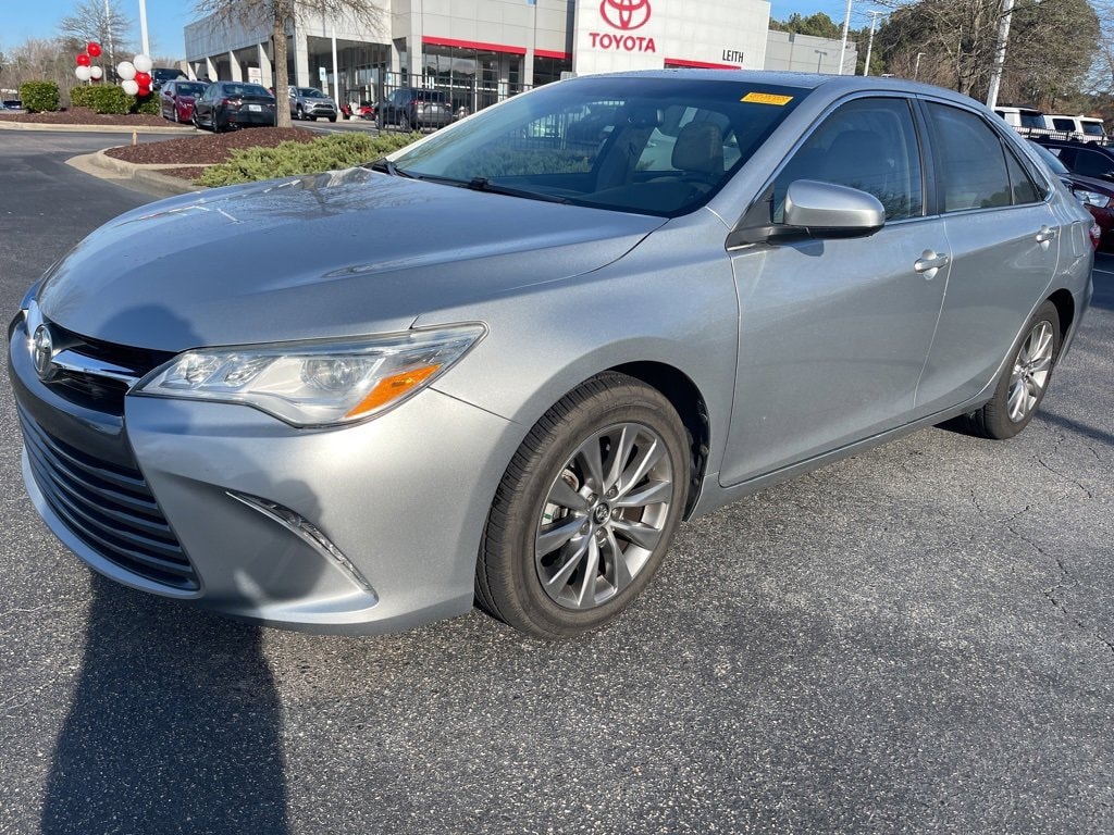 Used 2016 Toyota Camry XLE Sedan
