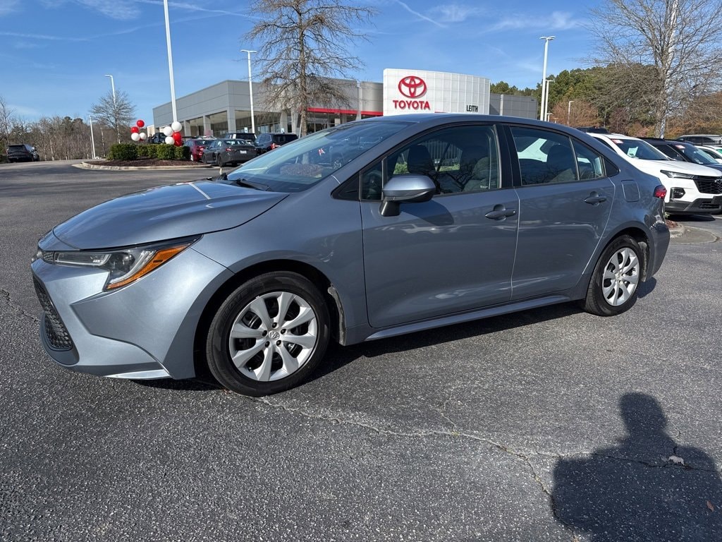 Used 2022 Toyota Corolla LE Sedan