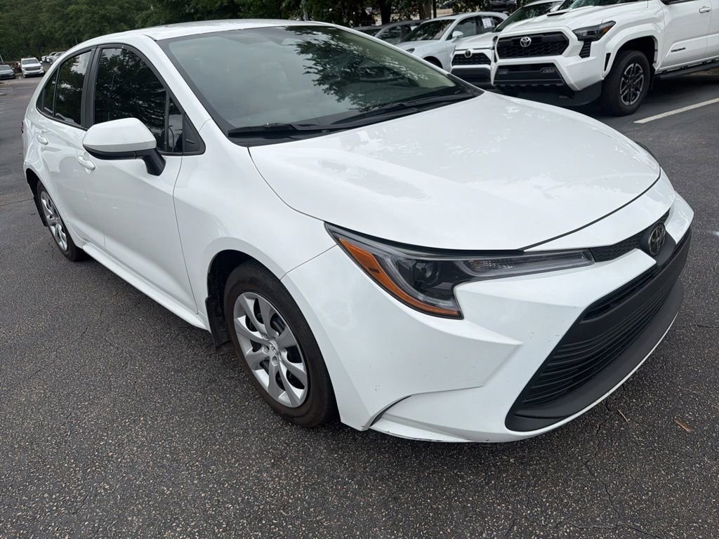 Used 2025 Toyota Corolla LE Sedan