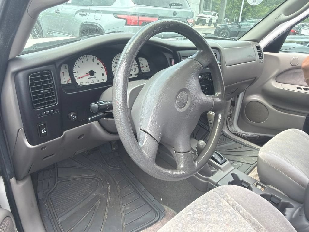 Used 2004 Toyota Tacoma Base Truck Xtracab