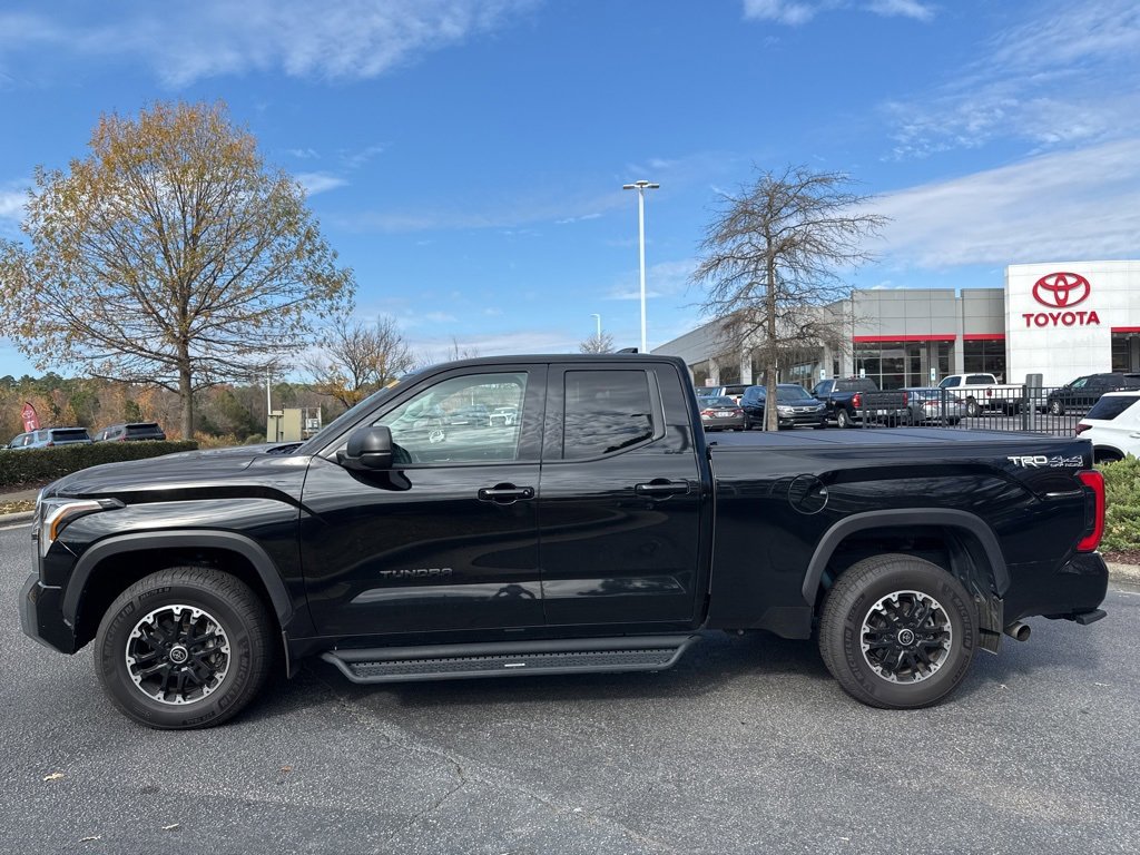 2023 Toyota Tundra SR5 Double Cab photo 2