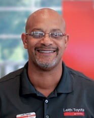 Staff member Solomon Dunston from ID_a2b365505163