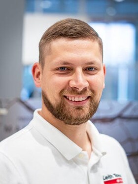 Staff member Yurii Polishchuk from ID_a2b365505163