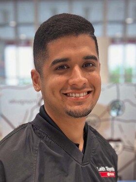 Staff member Ricardo Del Valle from ID_a2b365505163