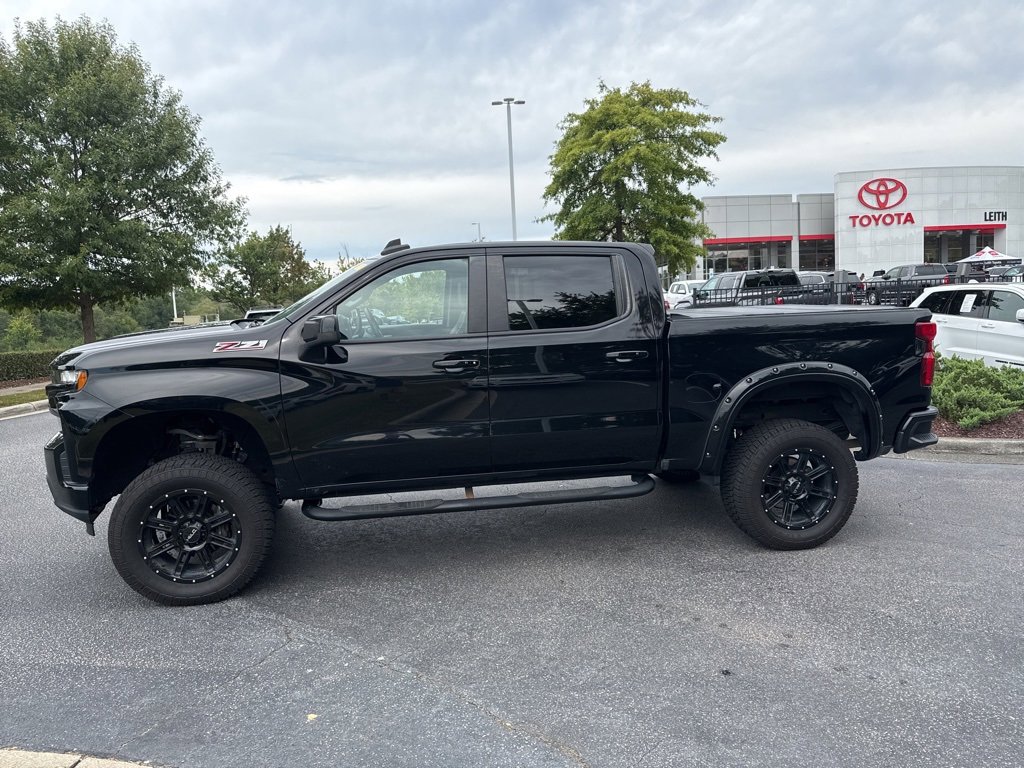 2019 Chevrolet Silverado 1500 RST photo 2