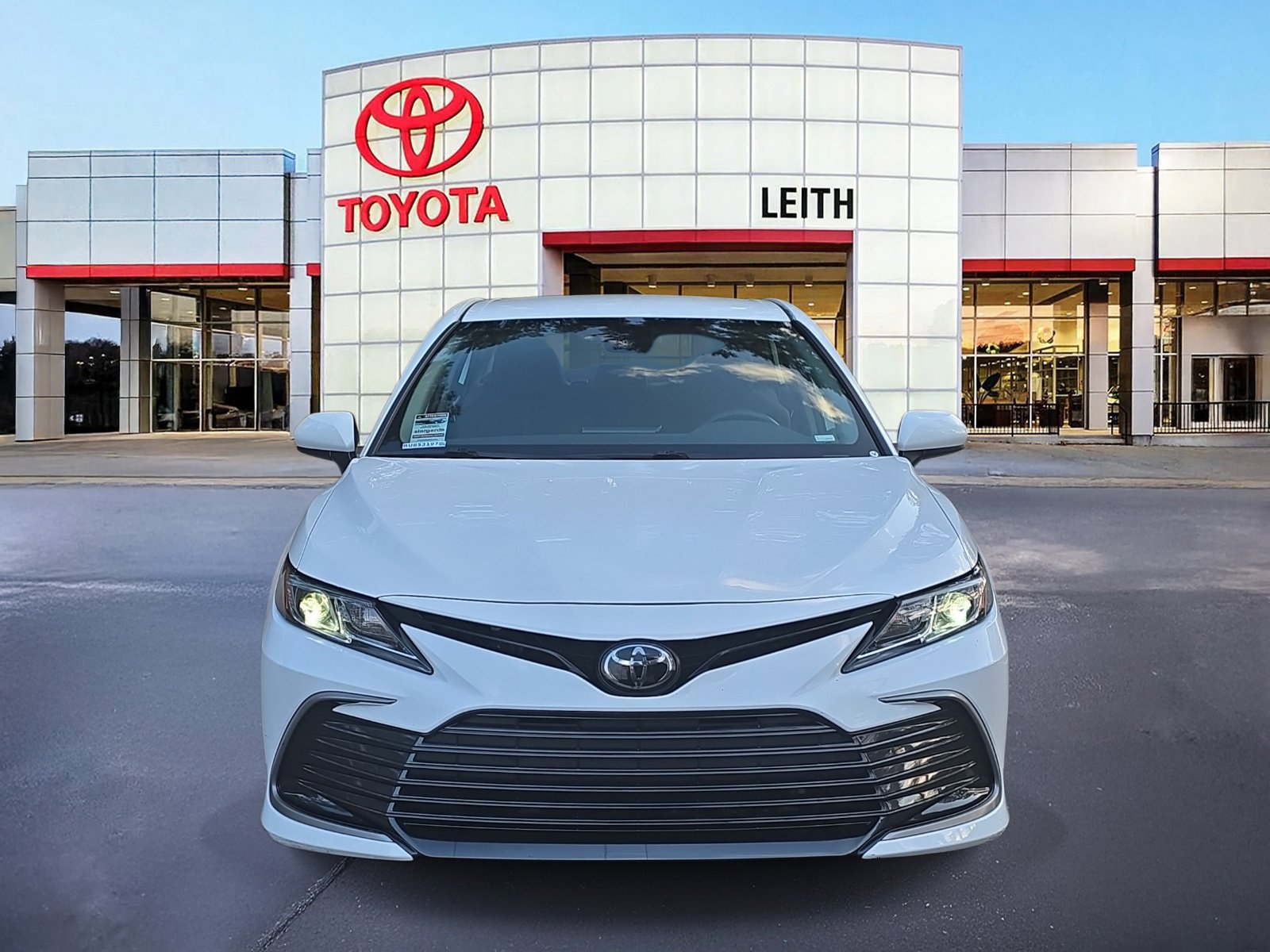 2024 Toyota Camry LE photo 2
