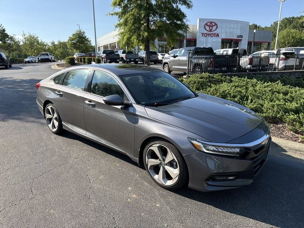 Used 2018 Honda Accord Touring 2.0T Sedan