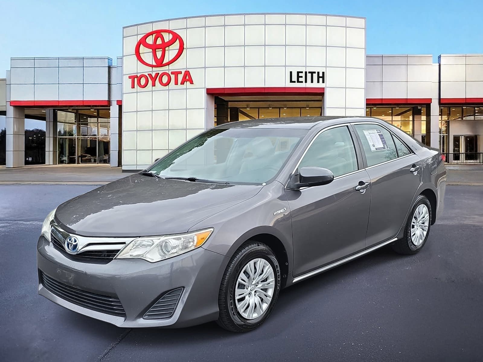 2014 Toyota Camry LE Hybrid