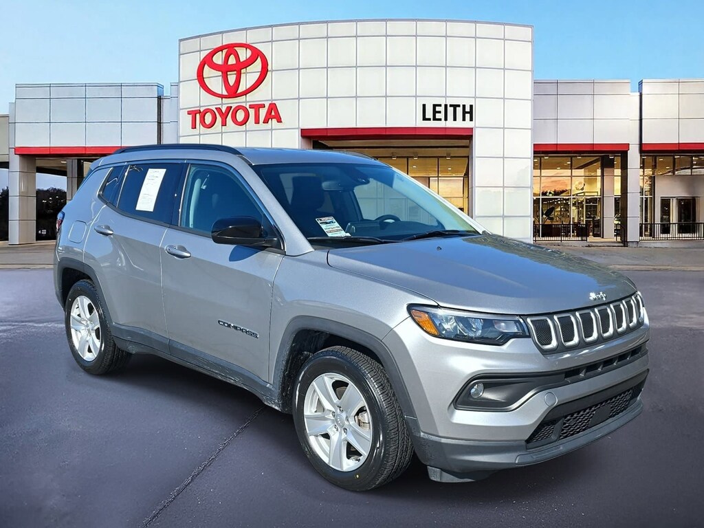 Used 2022 Jeep Compass Latitude SUV