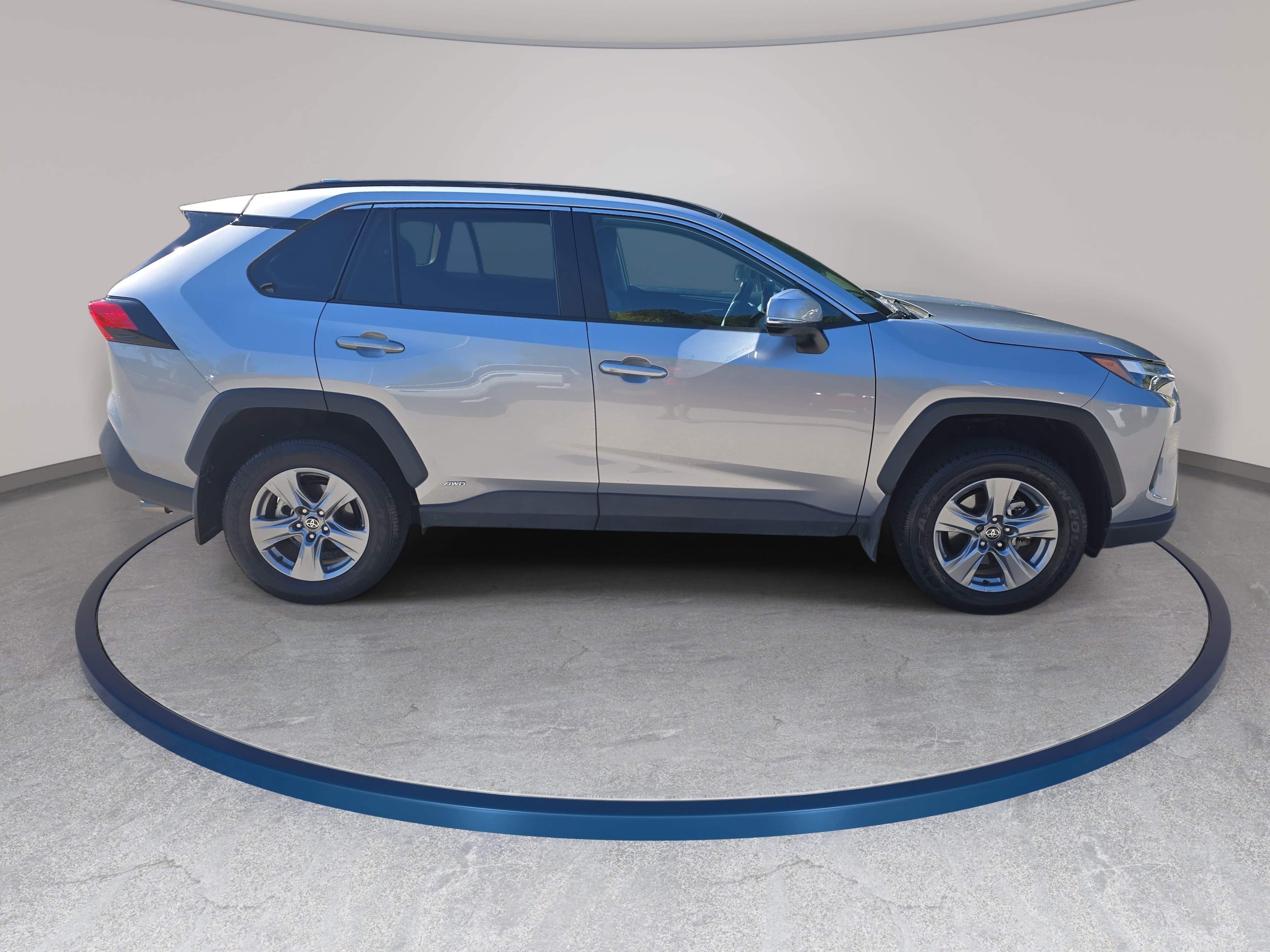 Used 2024 Toyota RAV4 Hybrid XLE SUV