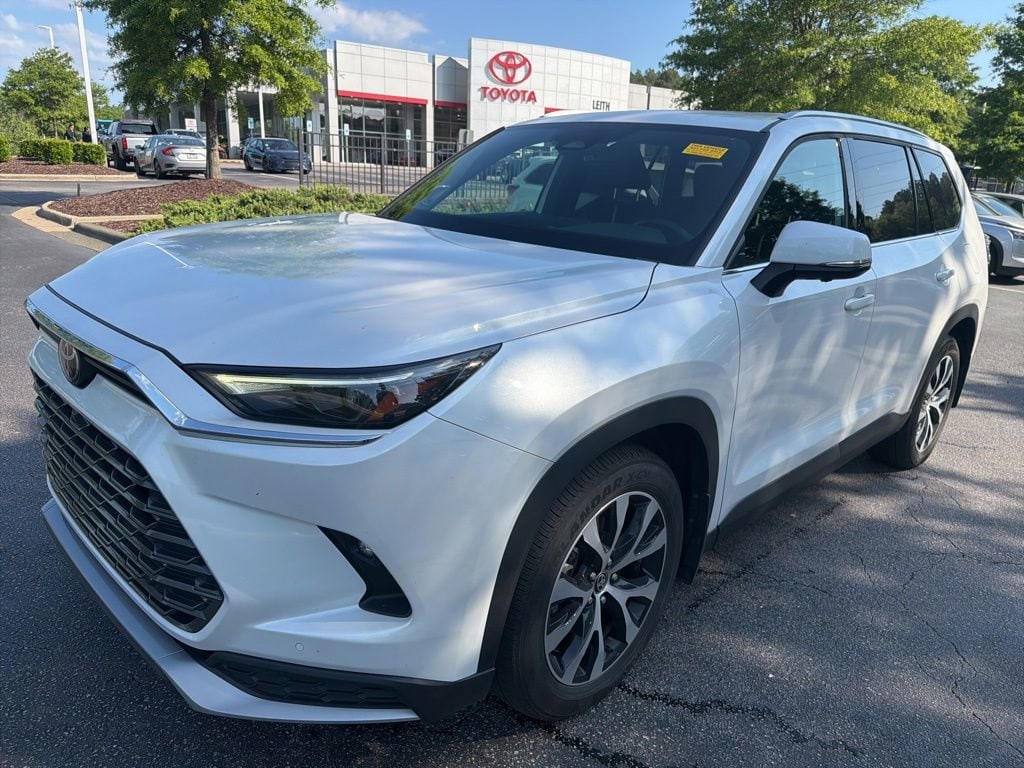 2024 Toyota Grand Highlander Hybrid MAX Limited AWD's photo