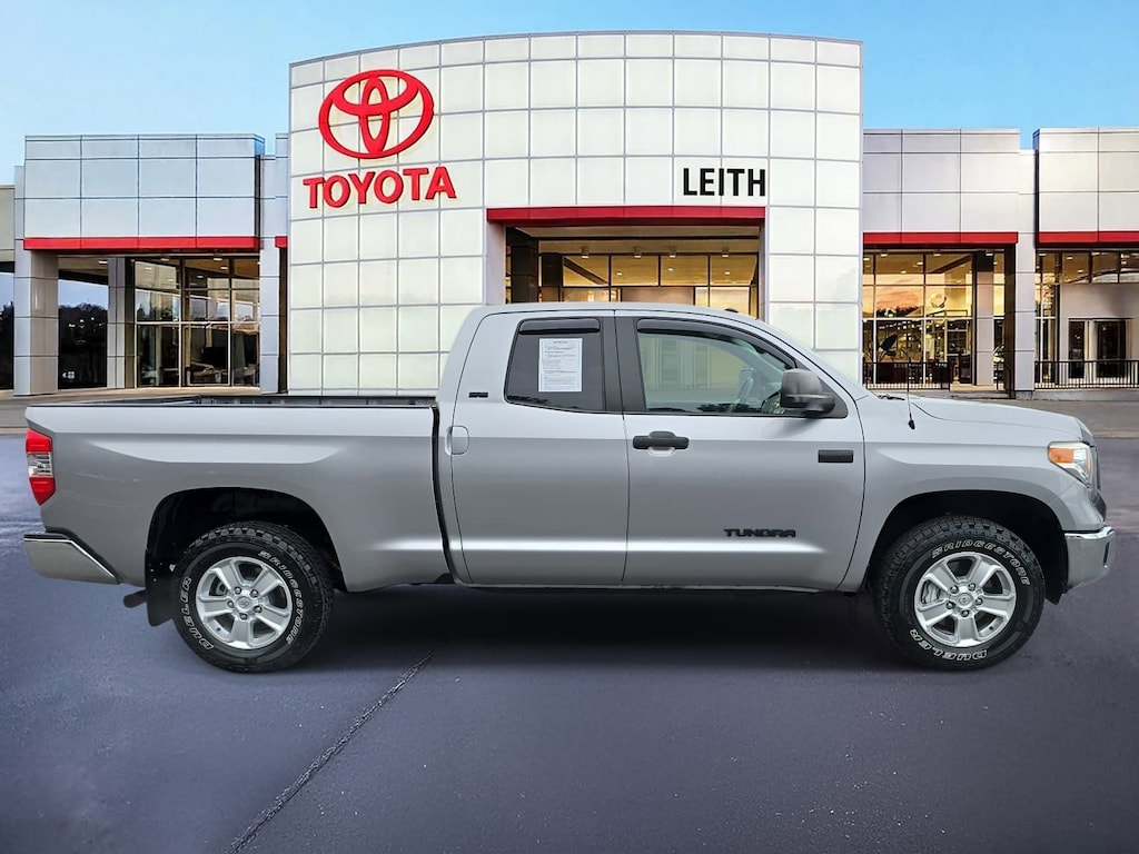 Used 2017 Toyota Tundra SR5 5.7L V8 Truck Double Cab