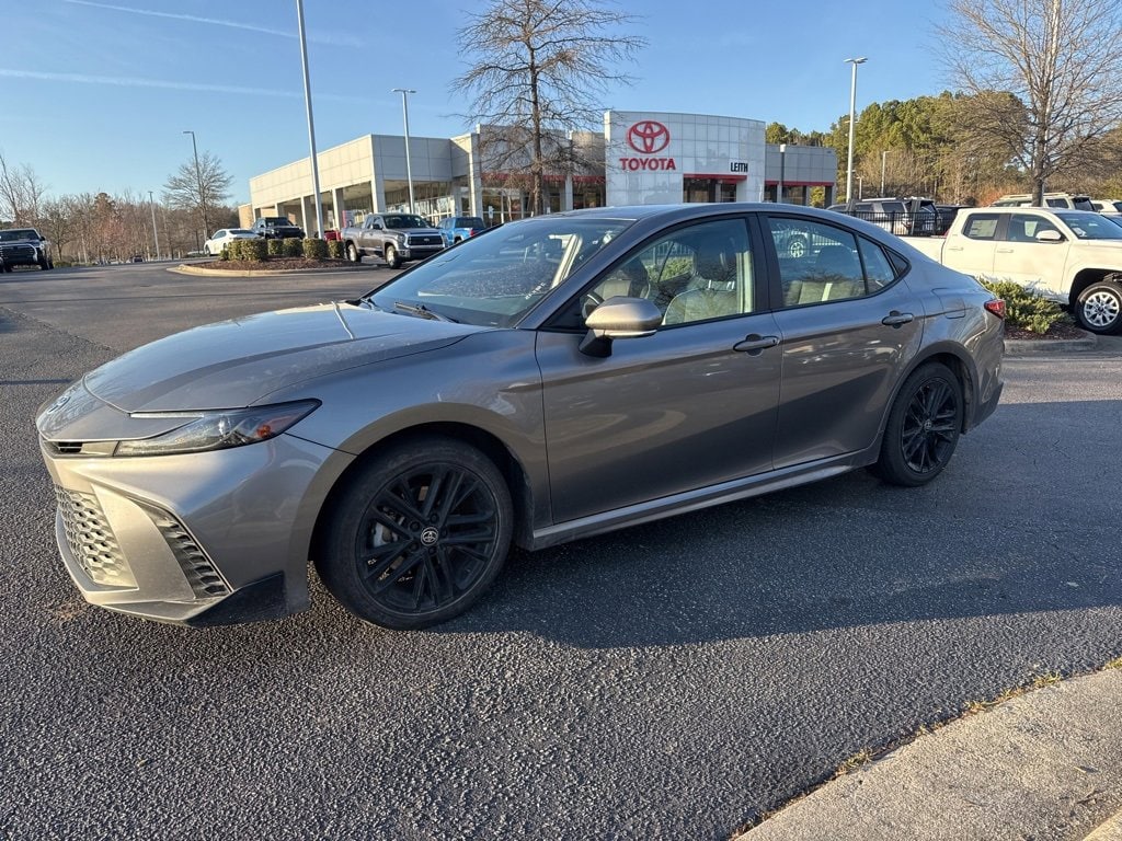 Used 2025 Toyota Camry SE Sedan