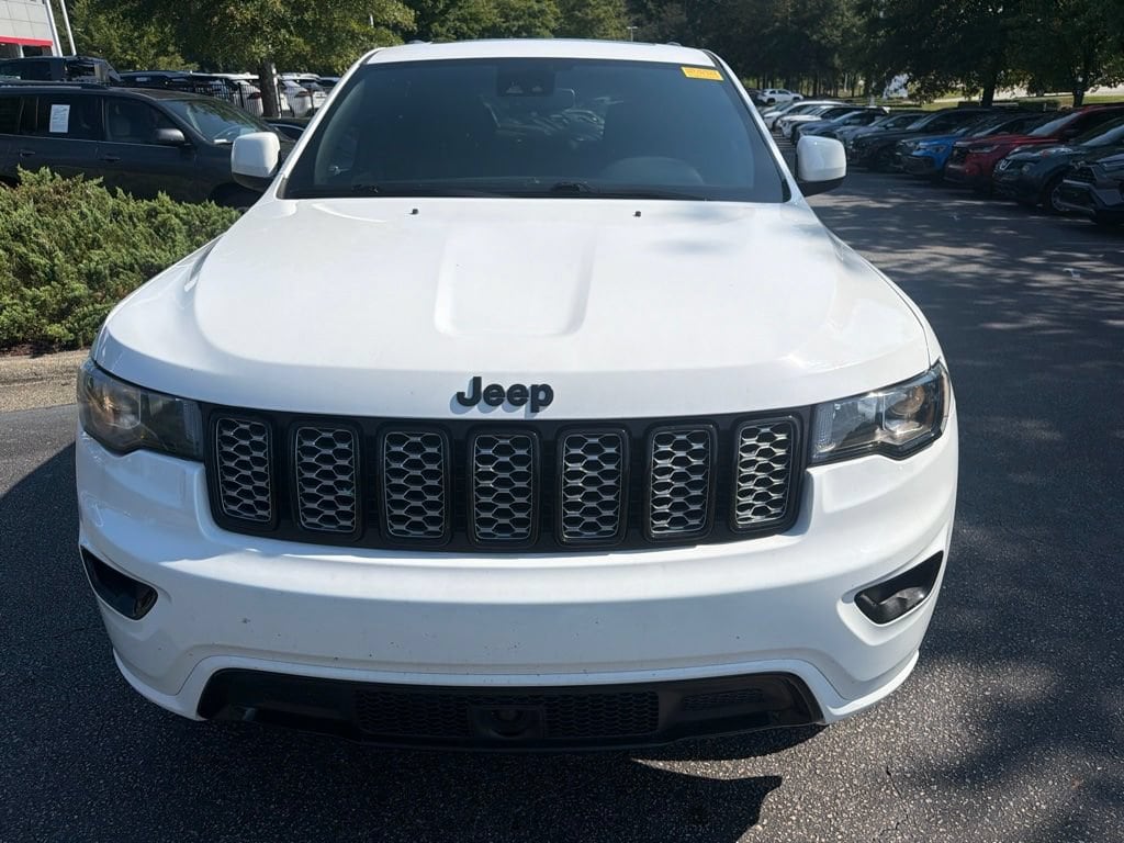 Used 2020 Jeep Grand Cherokee Altitude SUV
