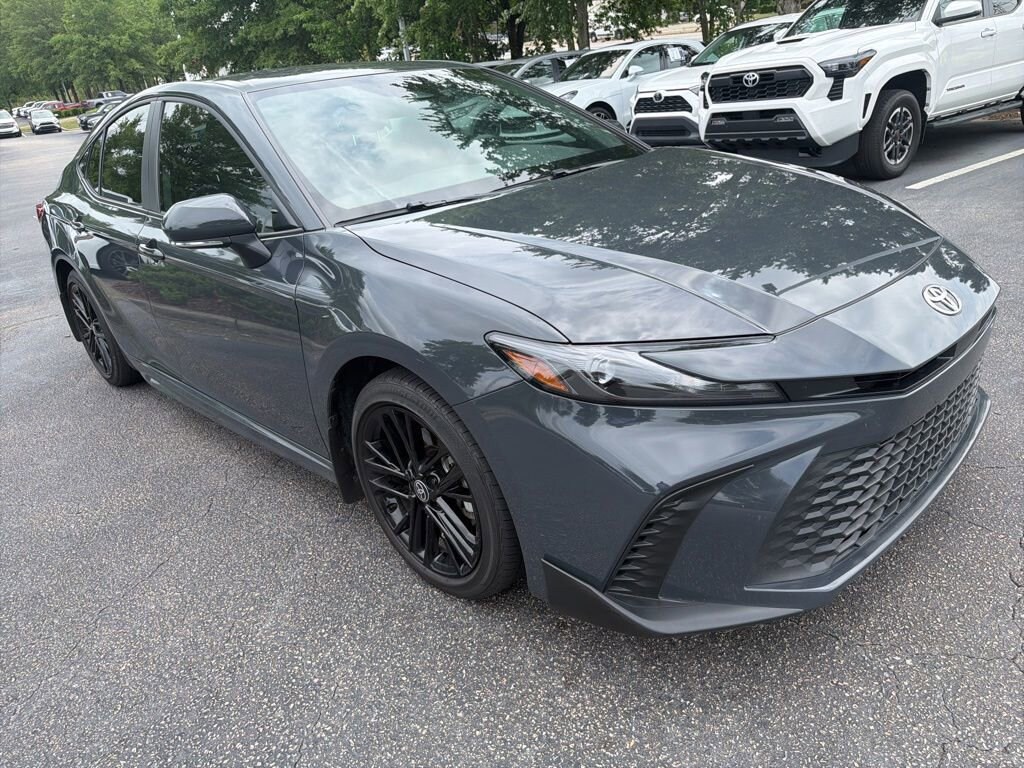 Used 2025 Toyota Camry SE Sedan