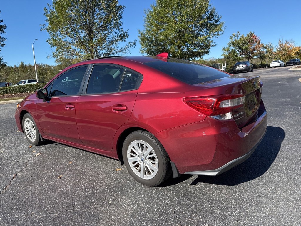 2018 Subaru Impreza 2.0i Premium photo 3