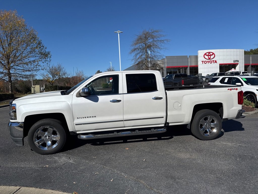 2016 Chevrolet Silverado 1500 LTZ photo 2