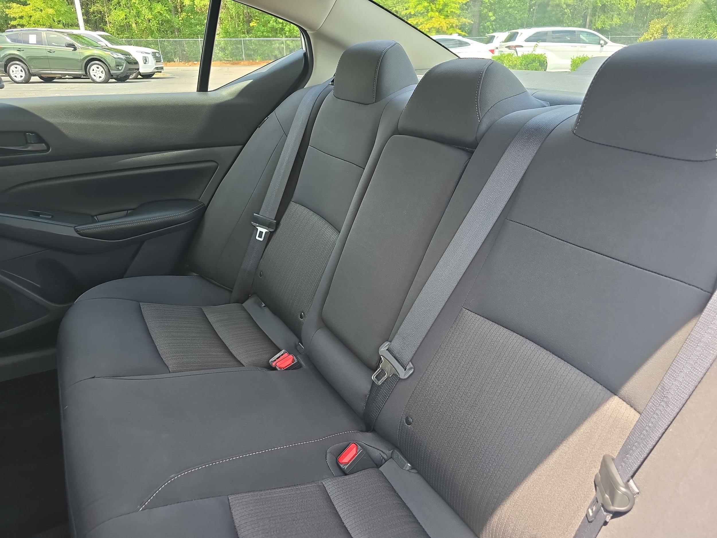 2025 Nissan Altima SV - Photo 15